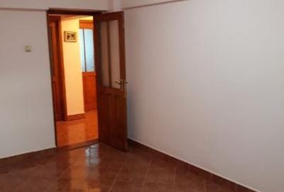 Apartament cu 2 camere decomandat în Însurăței - 6