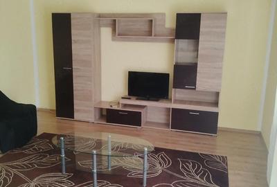 Apartament cu 2 camere decomandat în Central - 3