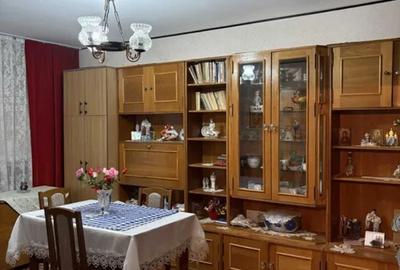 Apartament cu 2 camere decomandat în Micro 18 - 2