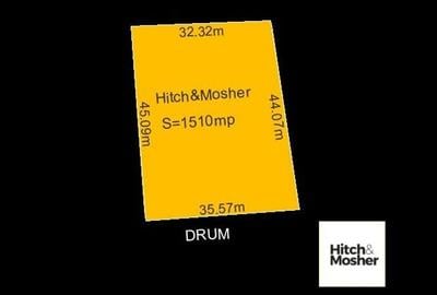 Teren intravilan langa padure - 2