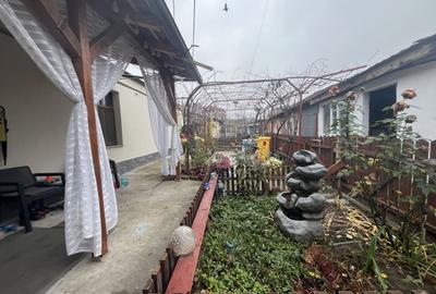 Apartament cu 3 camere, curte comuna, zona Mehala - 2