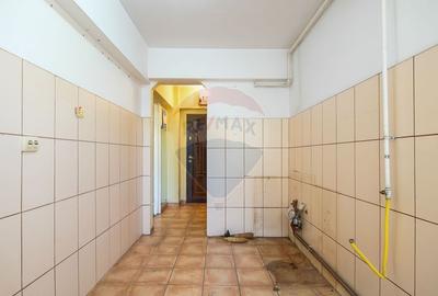 De vanzare 2 camere Centrul Civic-B-dul Victoriei - 14
