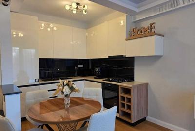 Apartament de 2 camere, parcare, bloc nou, langa Piata Constitutiei - 3