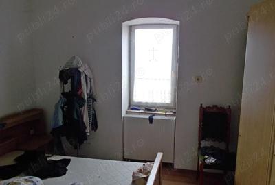 Casă cu 4 camere cu Teren 1800 Mp în Pișchia - 11