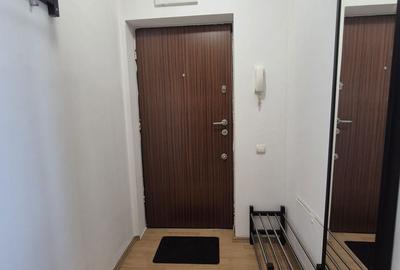 Garsonieră, mobilată în Titan