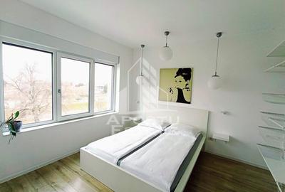Apartament cu 3 camere decomandat în Crișan - 13