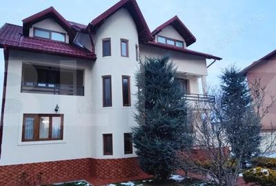 Casă cu Teren 1178 Mp în Central - 18