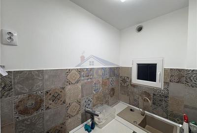 Apartament cu 3 camere semidecomandat în Universitate - 15