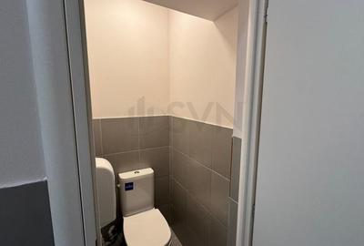 Birou, de 110 mp, în P-ța Romană - 12