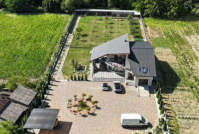 Casă cu 6 camere cu Teren 3000 Mp în Dej - 1