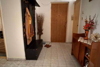 Metrou 1 Decembrie/Ozana-4 Camere+Boxa - 4