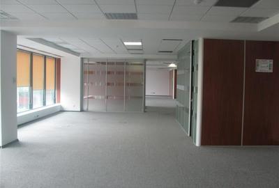 Birou, de 1,150 mp, în Calea Călărașilor - 8