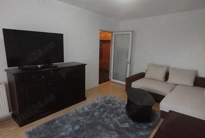 Apartament cu 3 camere decomandat în Bucovina