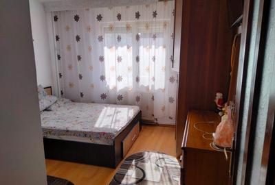 Apartament cu 3 camere decomandat în Mioriței - 7