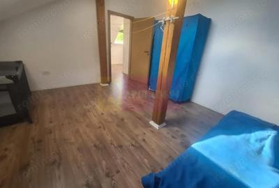 Casă cu 6 camere cu Teren 6600 Mp în Cornu - 1