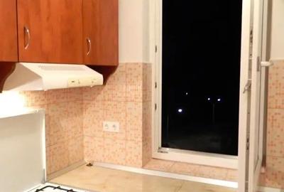 Garsonieră decomandată în Central - 7