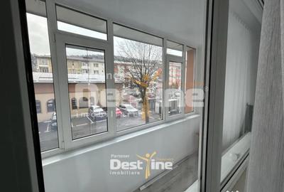 Apartament cu 3 camere semidecomandat în Central - 2