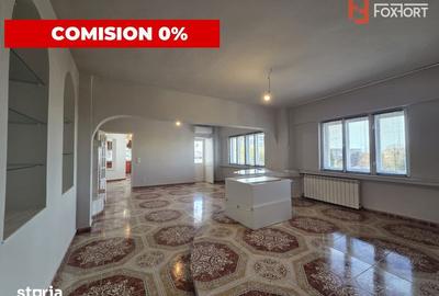 Apartament cu 4 camere decomandat în Intim - 15