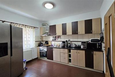 COMISION 0% CASA INDIVIDUALA CU CARPORT DUMBRAVITA LAC - PADURE - 12