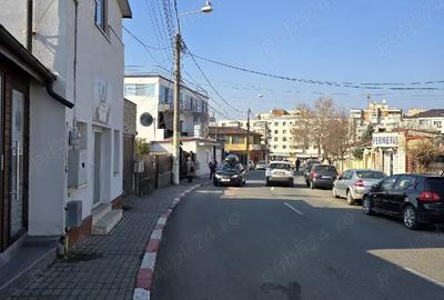 Spațiu comercial, de 55 mp, în Central - 3