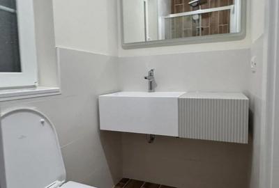 Casă cu 5 camere cu Teren 250 Mp în Central - 3