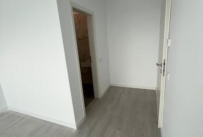 Apartament cu 3 camere decomandat în Sud - 4