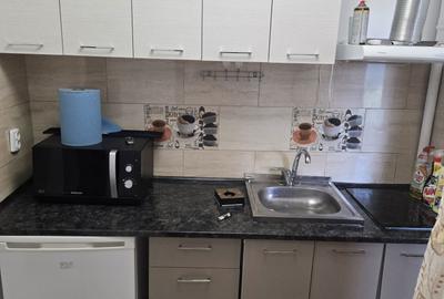 Garsonieră semidecomandată în Poarta 6 - 4