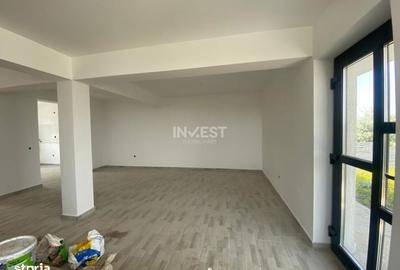 Casă cu 4 camere cu Canalizare în Central - 9