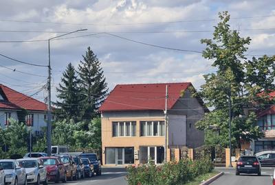 Spatiu comercial la bulevard 154 mp plus 440 mp teren