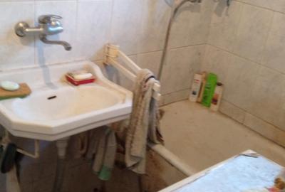 Casă cu 5 camere cu Teren 1000 Mp în Central - 3