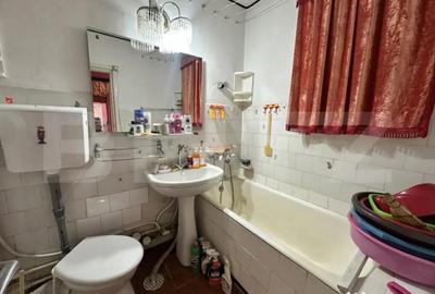 Apartament cu 3 camere decomandat în Valea Rosie - 5