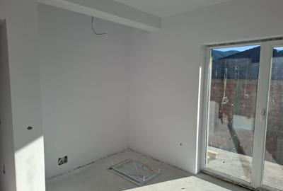 Casa individuala, 4 camere, 152mp, 2 locuri de parcare. - 13