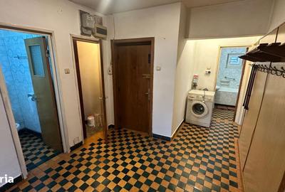 Apartament cu 3 camere decomandat în 1 Mai - 6
