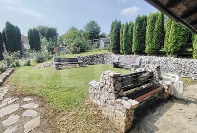 Casă cu 5 camere cu Teren 1090 Mp în Târnăveni