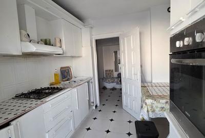 Apartament cu 3 camere decomandat în Podul de Fier - 3