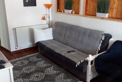 Apartament cu 3 camere semidecomandat în Central - 3