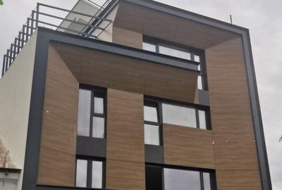 Apartament cu 2 camere decomandat, mobilat în Eminescu