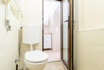 Casa cu 4 camere | Curte proprie | Renovata | zona Central - 1