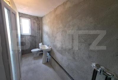 Casă cu Teren 843 Mp în Central - 4