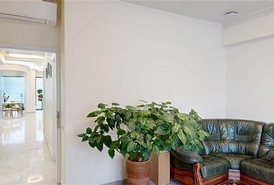 Spatiu medical de elita, cu avize conforme si potential imediat,Tractorul Coresi - 21