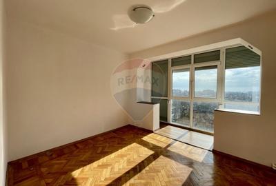 Apartament cu 3 camere semidecomandat în Nord - 1
