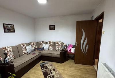 Vand apartament cu 3 camere - 8