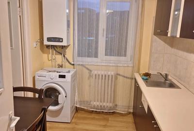 Proprietar inchiriez apartament 2 camere Proprietar inchiriez apartament 2 camere - 3