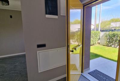 Casă cu 4 camere cu Teren 200 Mp în Apărătorii Patriei - 2