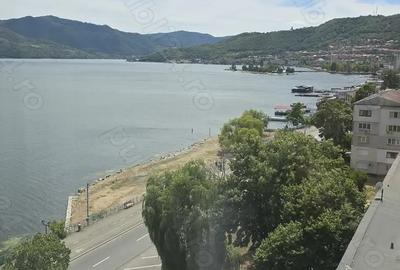 Vand apartament Or?ova decomandat cu vedere spre Dunare in centru - 7