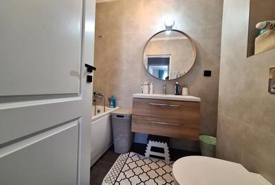 Apartament cu 3 camere decomandat, mobilat în Florești - 9