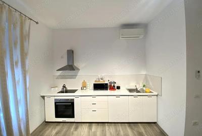 Casă cu Teren 660 Mp în Central - 2