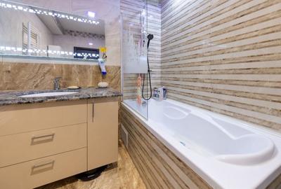 Apartament cu 3 camere decomandat, mobilat în Tractorul - 20