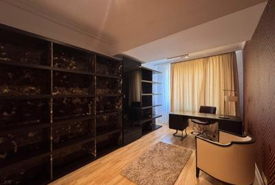 Triplex în North Lake View,terasa 81mp,4 locuri de parcare și 2 boxe  incluse - 25