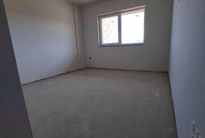 Apartament cu 3 camere decomandat în Baciu - 1